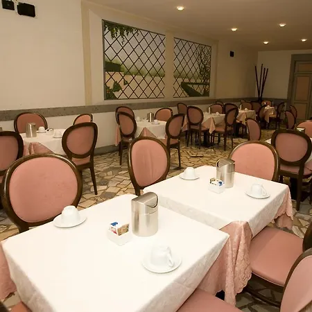 Hotel Domus Aventina Rome