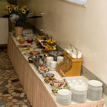 Hotel Domus Aventina Rome