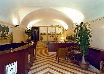 Domus Aventina 3* Roma